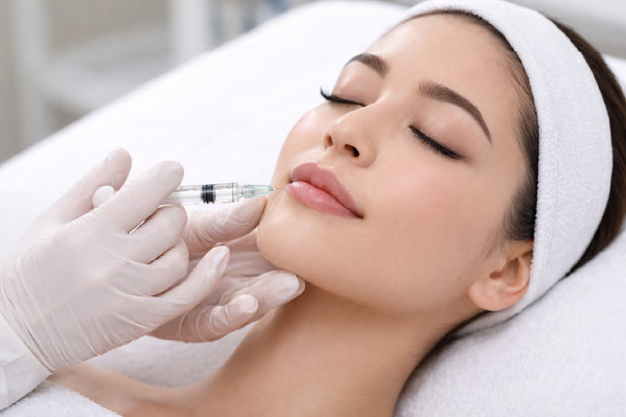 ヒアルロン酸_立体的に改善